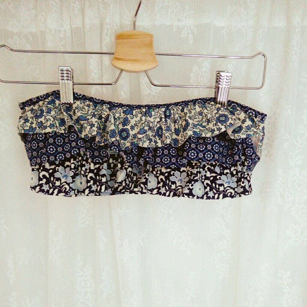 Jessica Simpson ruffle bandeau bikini top